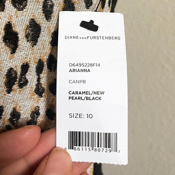 Diane Von Furstenberg Arianna Leopard Seath Dress | Size 10 - Picture 8 of 16